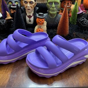 CROCS Mega Crush Triple Strap Vibrant Purple Triple Strap Slides size 7